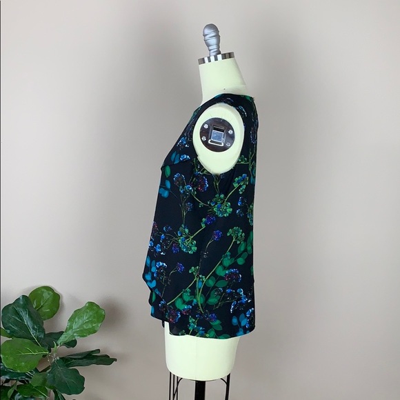 Calvin Klein Botanical Print Top size Medium - Picture 8 of 8